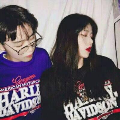 2023微信低调幸福的情侣头像两张(12张)