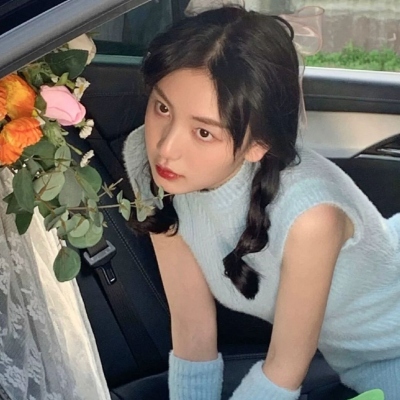 2223超级治愈的夏季温柔女神头像(精选20张)