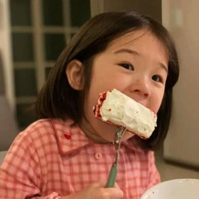 高清超可爱的萌娃头像呆萌小女生图片(优选24张)