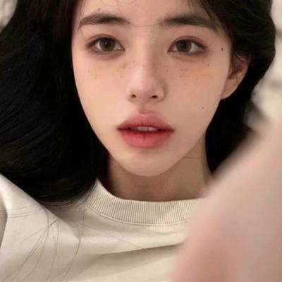 男生眼里的清纯女生头像(18张)