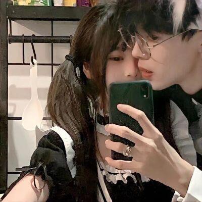 2023真人超酷一人一张情侣头像大全(共20张)