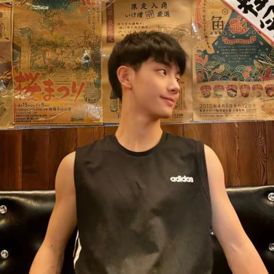 2023真人超酷一人一张情侣头像大全(共20张)