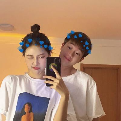 高清一眼就心动的情侣头像真人甜蜜图片(精选20张)