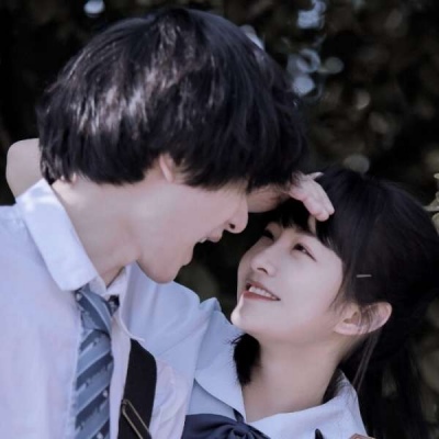 2023甜蜜又搞怪的CP情侣头像(共16张)