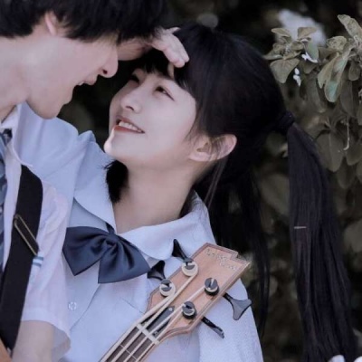 2023甜蜜又搞怪的CP情侣头像(共16张)