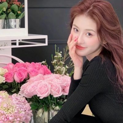 女生头像真人小清新意境高清图片(共24张)