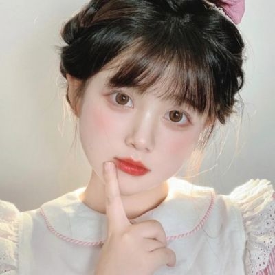 女生头像真人小清新意境高清图片(共24张)