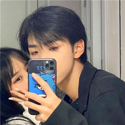 2023年全新好看的最新款情头(22张)