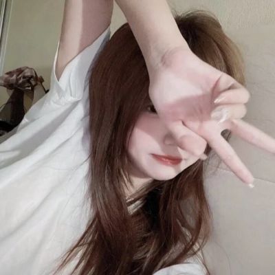 稀有头像女生真人小众高清图片(20张)