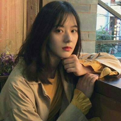 稀有头像女生真人小众高清图片(20张)