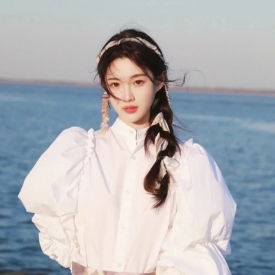 微信气质女神头像(共24张)