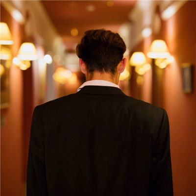 高质量男性头像合集(精选28张)