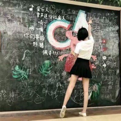 好看的情侣头像背影一男一女(优选22张)