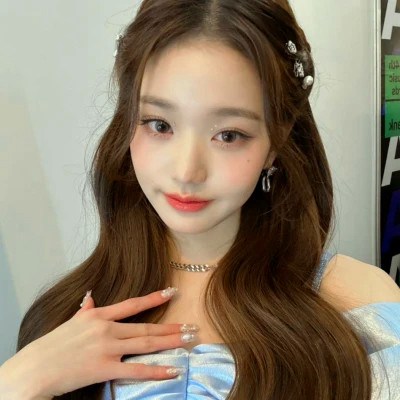 2023最火最流行的女生微信头像大全(精选24张)