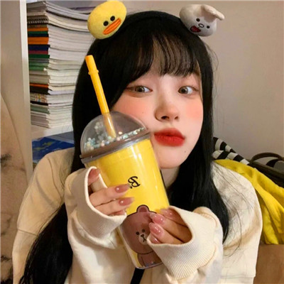 ins风优质女生头像(精选24张)