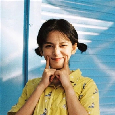 个性女孩头像图片(18张)