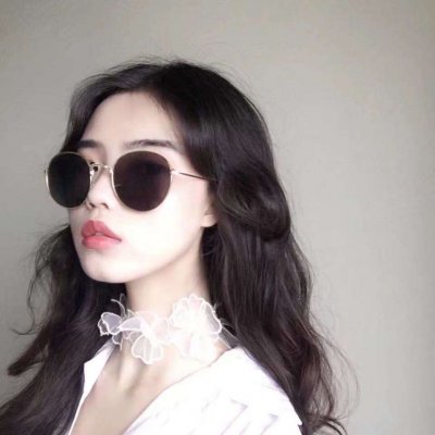 高清好看的复古风意境女生头像图片(精选22张)