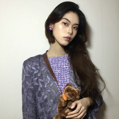 高清好看的复古风意境女生头像图片(精选22张)