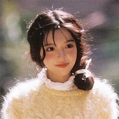 高清好看的复古风意境女生头像图片(精选22张)