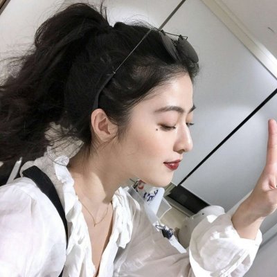 高清好看的复古风意境女生头像图片(精选22张)