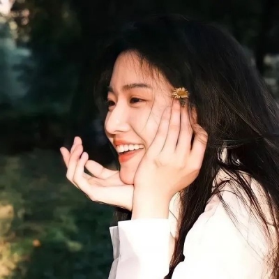 高清好看的复古风意境女生头像图片(精选22张)