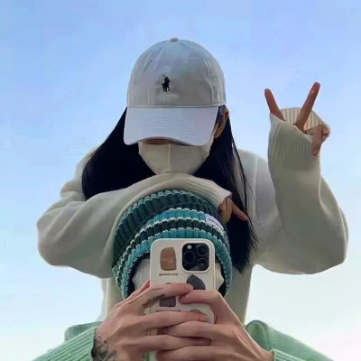 最新版浪漫又很纯情的情头大全(共24张)