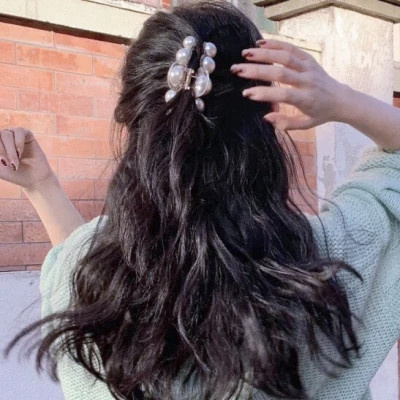 微信女生头像小清新背影高清图片(精选22张)