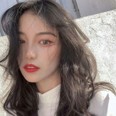 20岁左右女人微信头像(22张)