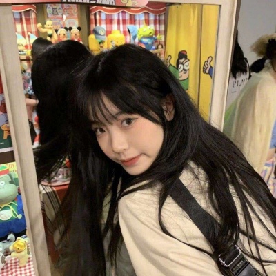 20岁左右女人微信头像(22张)