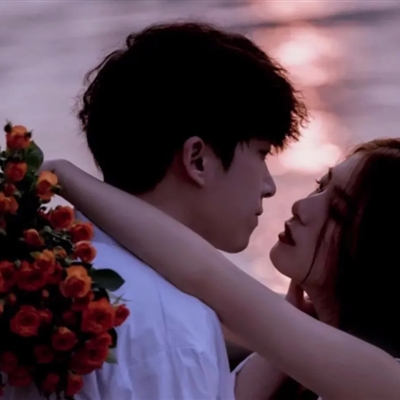 2023最火超甜情侣头像(共18张)