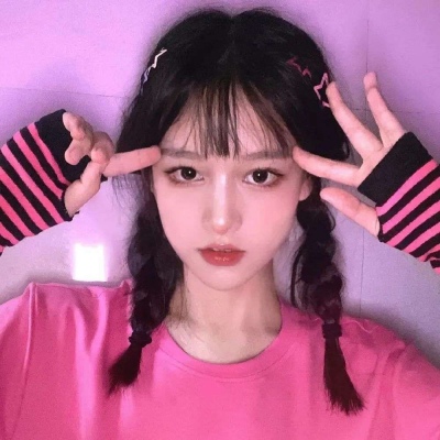 1823满满的春天气息感元气女生头像(优选20张)