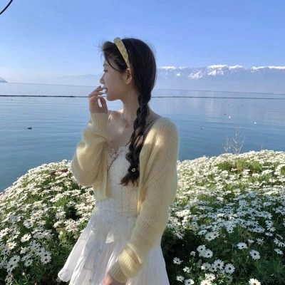 2023最好看的女生微信头像(共24张)