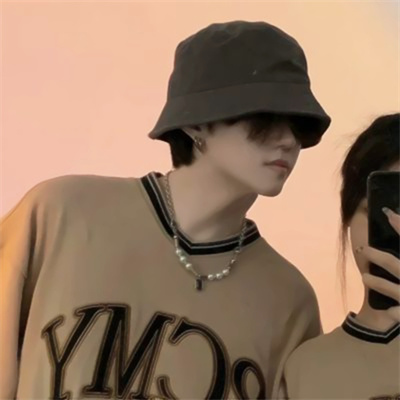 情侣头像真人独一无二的高清情头图片大全(精选18张)