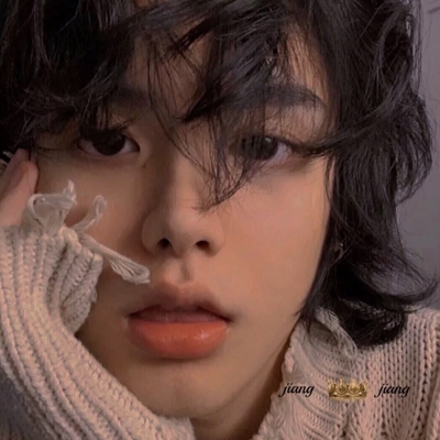 好看情侣头像真人高颜值一人一张(精选18张)