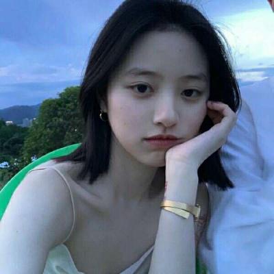 独特气质女生头像图片(20张)