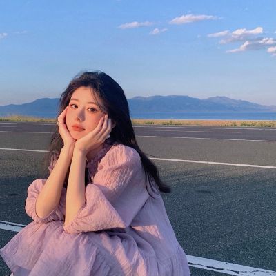 独特气质女生头像图片(20张)