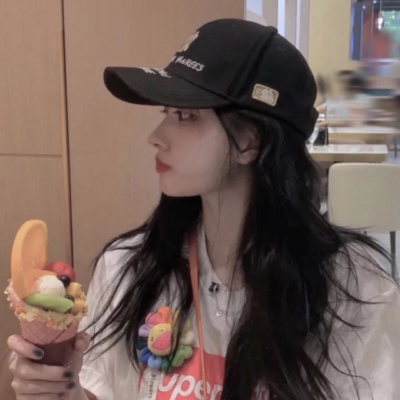 成熟时尚女士微信头像(优选22张)