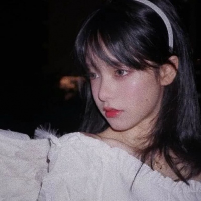 让男生看一眼就心动的女生头像(共24张)