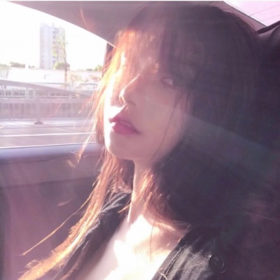 让男生看一眼就心动的女生头像(共24张)