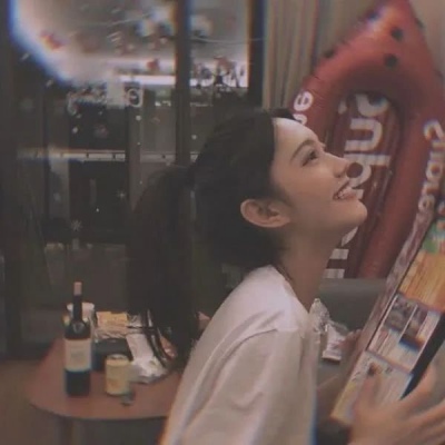 让男生看一眼就心动的女生头像(共24张)