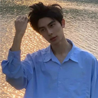 2023最潮微信男头像图片(24张)