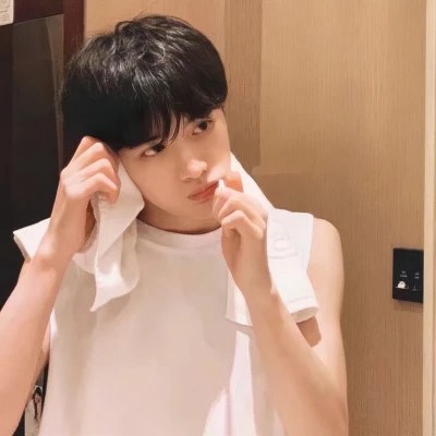 2023年微信最潮男生头像(24张)