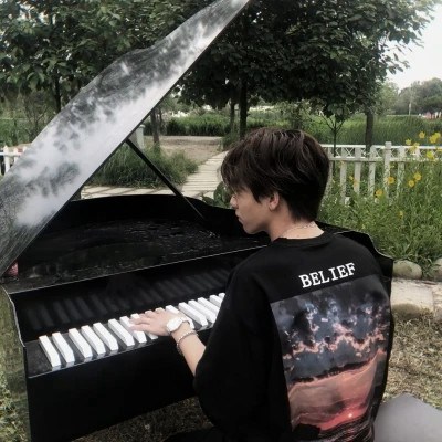 2023年微信最潮男生头像(24张)