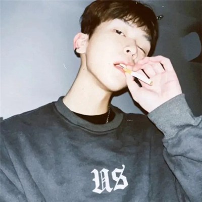 2023最潮最新微信男头像(24张)