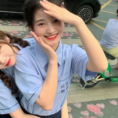 高清闺蜜头像一甜一冷图片大全(优选20张)