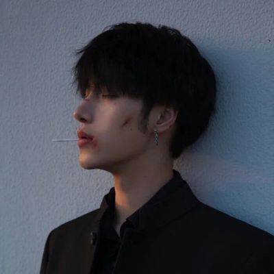 高级有质感的惊艳男头像(优选22张)