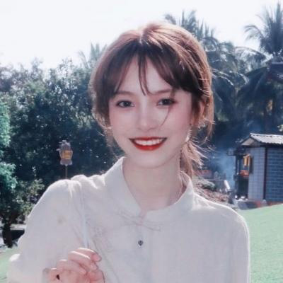 一些好看的网红女头像(优选24张)