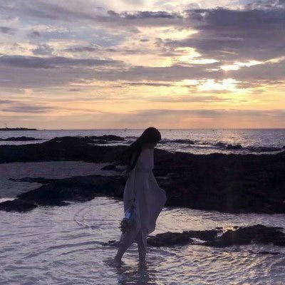 高清好看的女生网红头像ins风格图片大全(优选22张)