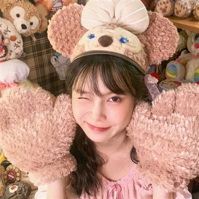 高清意境女头像图片(22张)