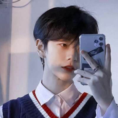 好看又耐看的头像男(24张)